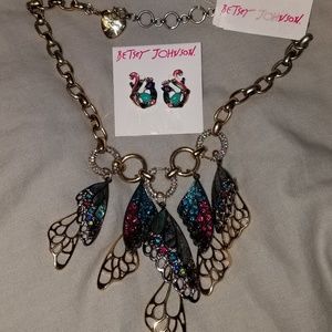 Betsey Johnson Necklace & Earrings set